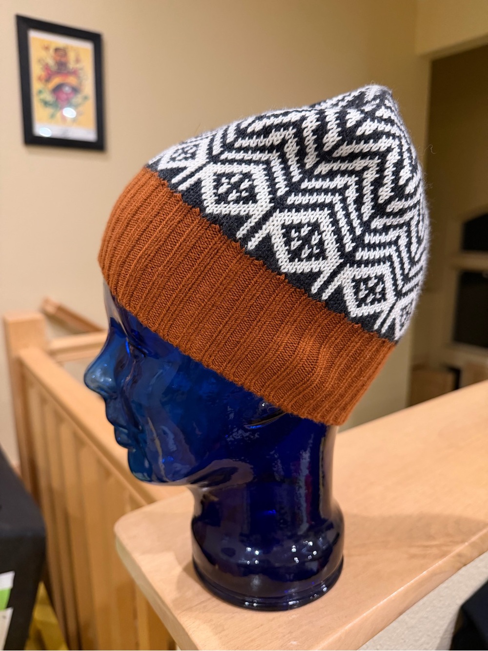 Rust Ribbed Cuff Beanie with Patterned Crown - Picture 4 of 4